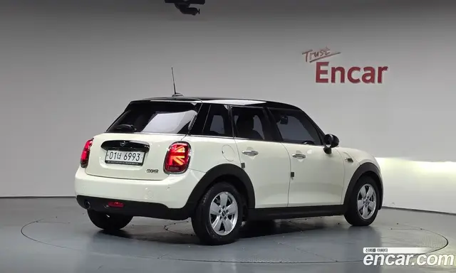 Mini Cooper, 2019, 65 689 км