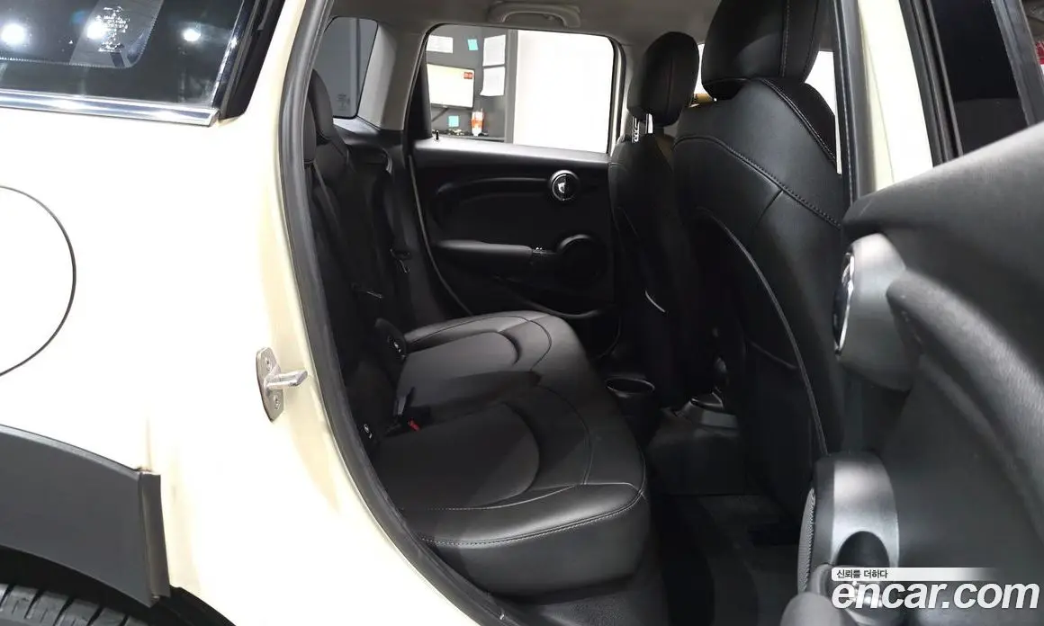 Mini Cooper 2019 1.5 автомат (гидро), фото 16