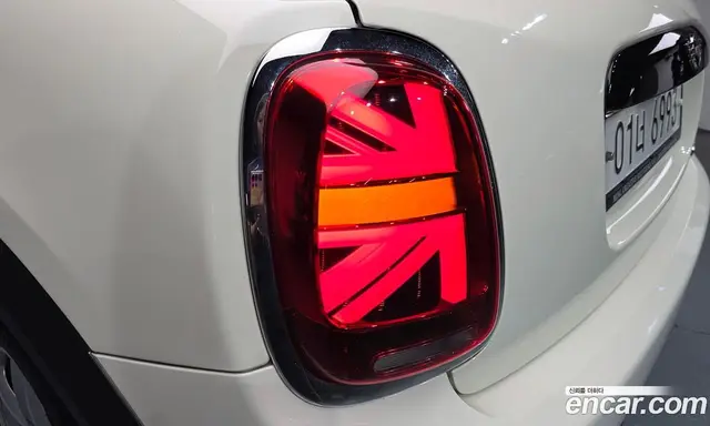 Mini Cooper 2019 1.5 автомат (гидро), миниатюра 8