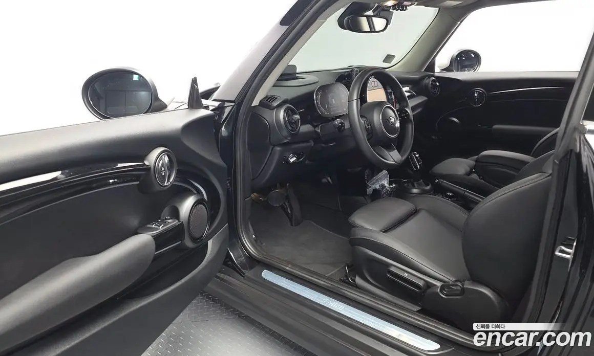 Mini Cooper 2022 1.5 автомат (гидро), фото 13