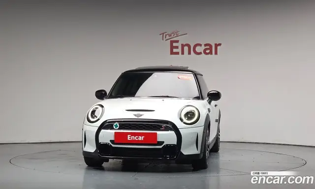 Mini Cooper 2024 2.0 автомат (гидро), миниатюра 2 Mini Cooper 2024 2.0 автомат (гидро), миниатюра 2