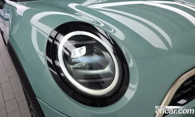 Mini Cooper 2025 2.0 автомат (гидро), миниатюра 8