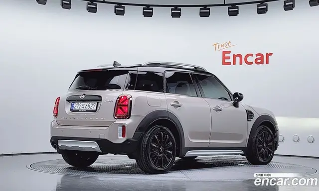 Mini Countryman, 2023, 21 715 км