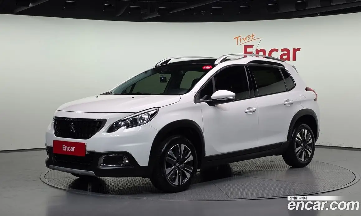 Peugeot 2008 2017 1.6 автомат (гидро), фото 1 Peugeot 2008 2017 1.6 автомат (гидро), фото 1