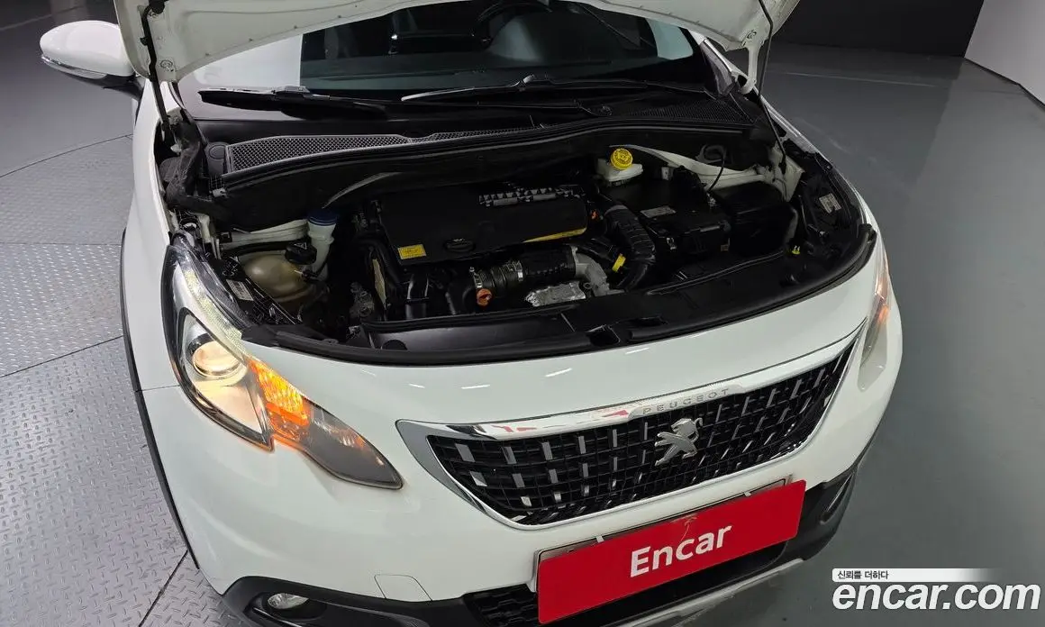 Peugeot 2008 2017 1.6 автомат (гидро), фото 6 Peugeot 2008 2017 1.6 автомат (гидро), фото 6