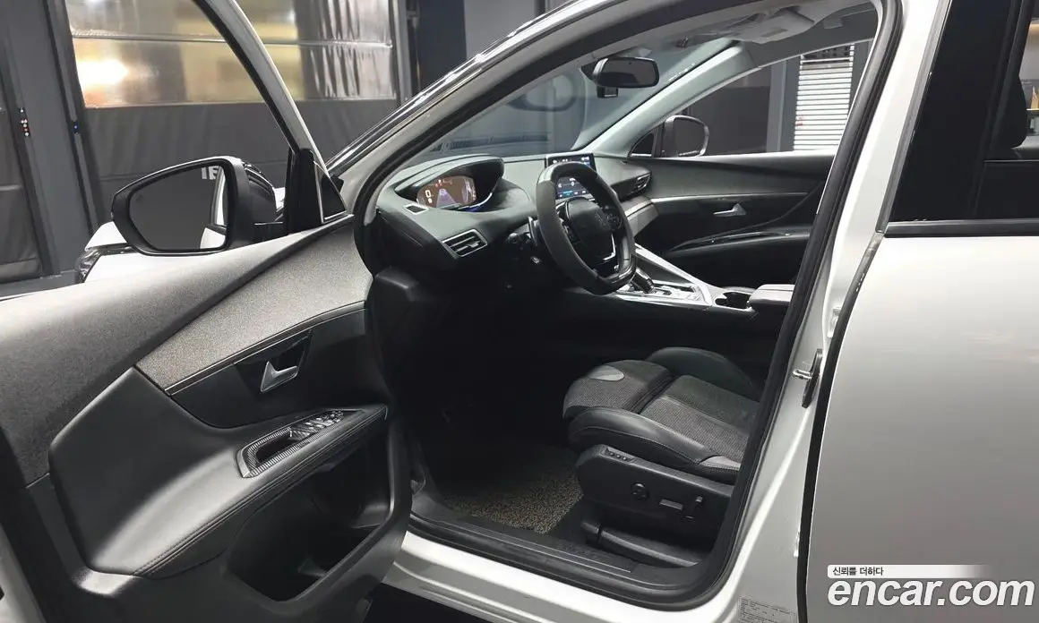 Peugeot 3008 2019 1.5 автомат (гидро), фото 13