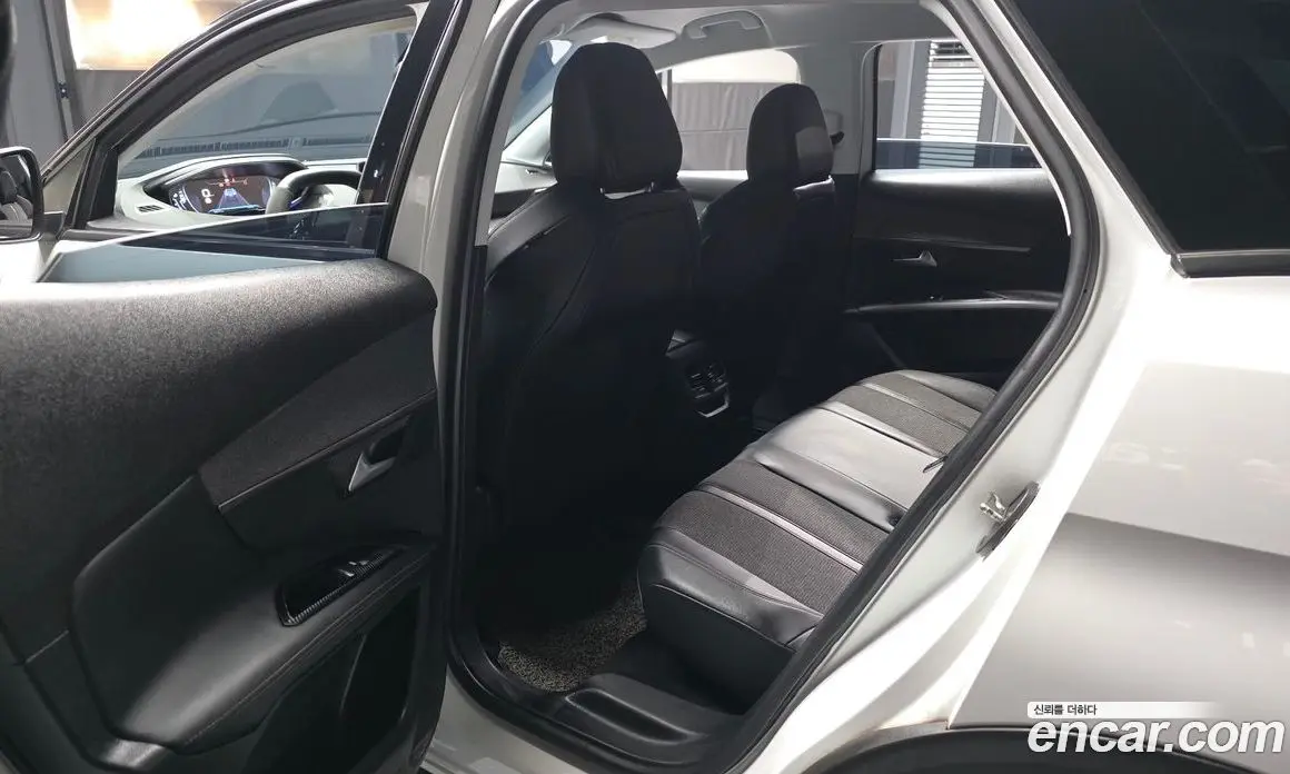 Peugeot 3008 2019 1.5 автомат (гидро), фото 16