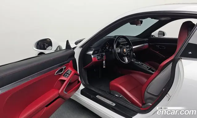 Porsche 911 2017 3.0 автомат (гидро), миниатюра 12