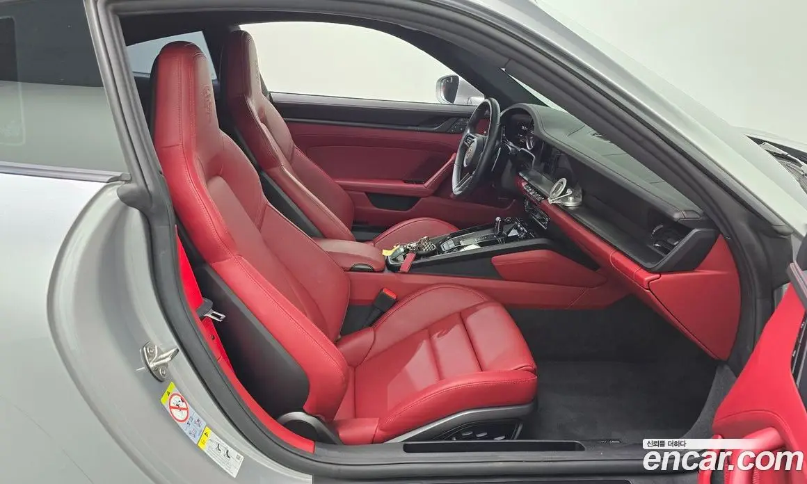 Porsche 911 2024 3.6 автомат (гидро), фото 16 Porsche 911 2024 3.6 автомат (гидро), фото 16
