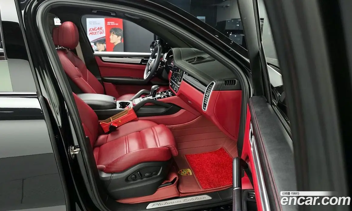 Porsche Cayenne 2023 3.0 автомат (гидро), фото 16