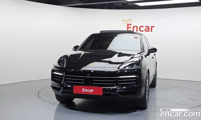 Porsche Cayenne 2023 3.0 автомат (гидро), миниатюра 3