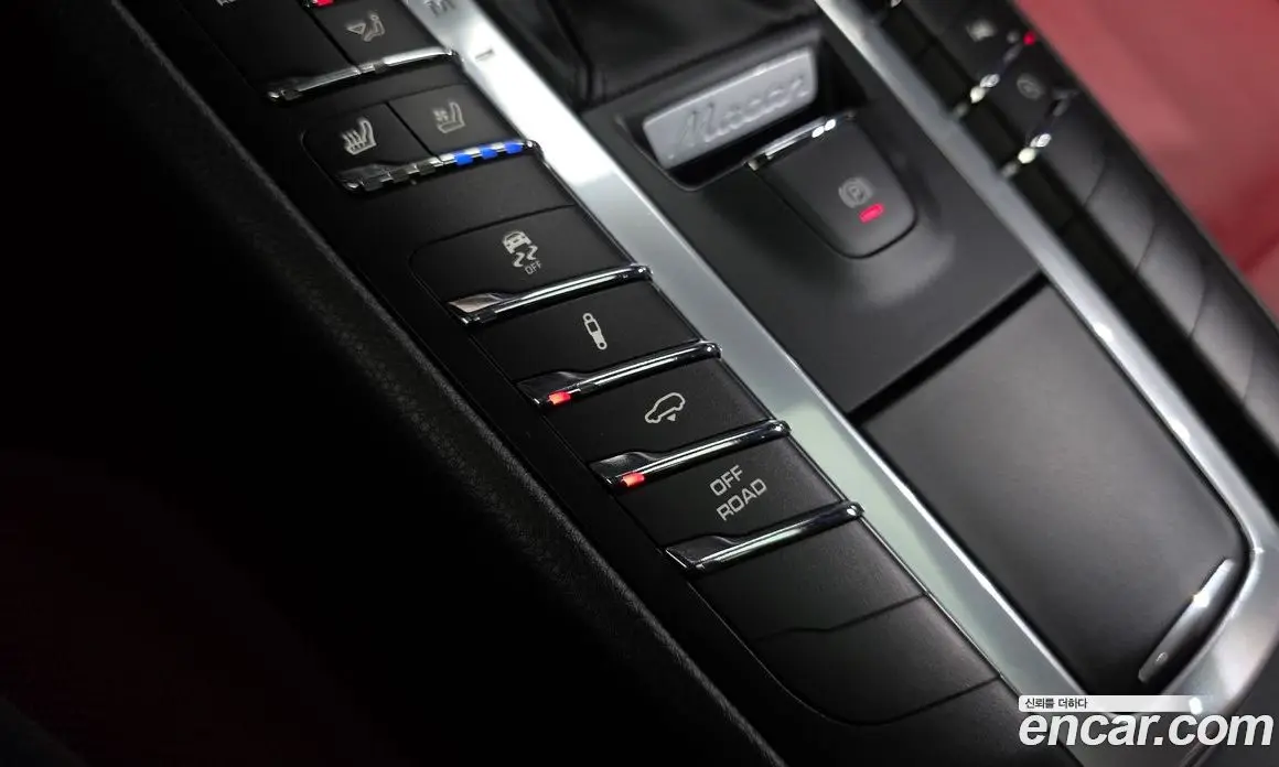 Porsche Macan 2021 2.0 автомат (гидро), фото 11 Porsche Macan 2021 2.0 автомат (гидро), фото 11