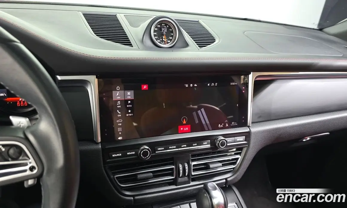 Porsche Macan 2021 2.0 автомат (гидро), фото 20 Porsche Macan 2021 2.0 автомат (гидро), фото 20