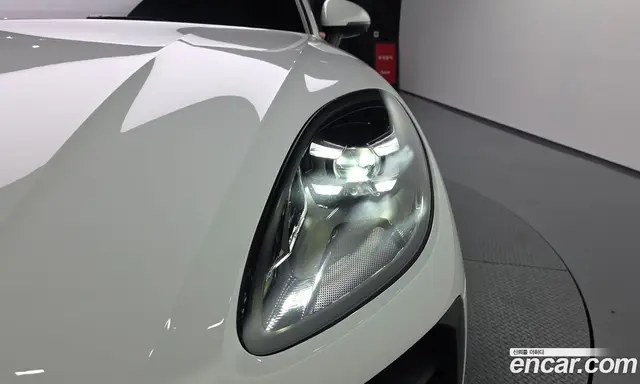 Porsche Macan 2021 2.0 автомат (гидро), миниатюра 7 Porsche Macan 2021 2.0 автомат (гидро), миниатюра 7