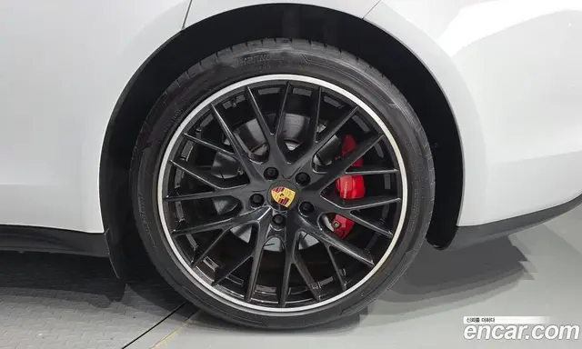 Porsche Panamera 2018 4.0 автомат (гидро), миниатюра 7 Porsche Panamera 2018 4.0 автомат (гидро), миниатюра 7
