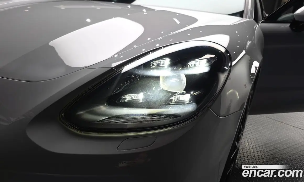 Porsche Panamera 2018 4.0 автомат (гидро), фото 8 Porsche Panamera 2018 4.0 автомат (гидро), фото 8