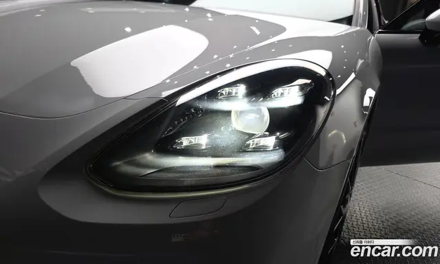 Porsche Panamera 2018 4.0 автомат (гидро), миниатюра 8 Porsche Panamera 2018 4.0 автомат (гидро), миниатюра 8