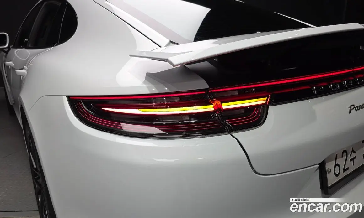 Porsche Panamera 2018 4.0 автомат (гидро), фото 9 Porsche Panamera 2018 4.0 автомат (гидро), фото 9