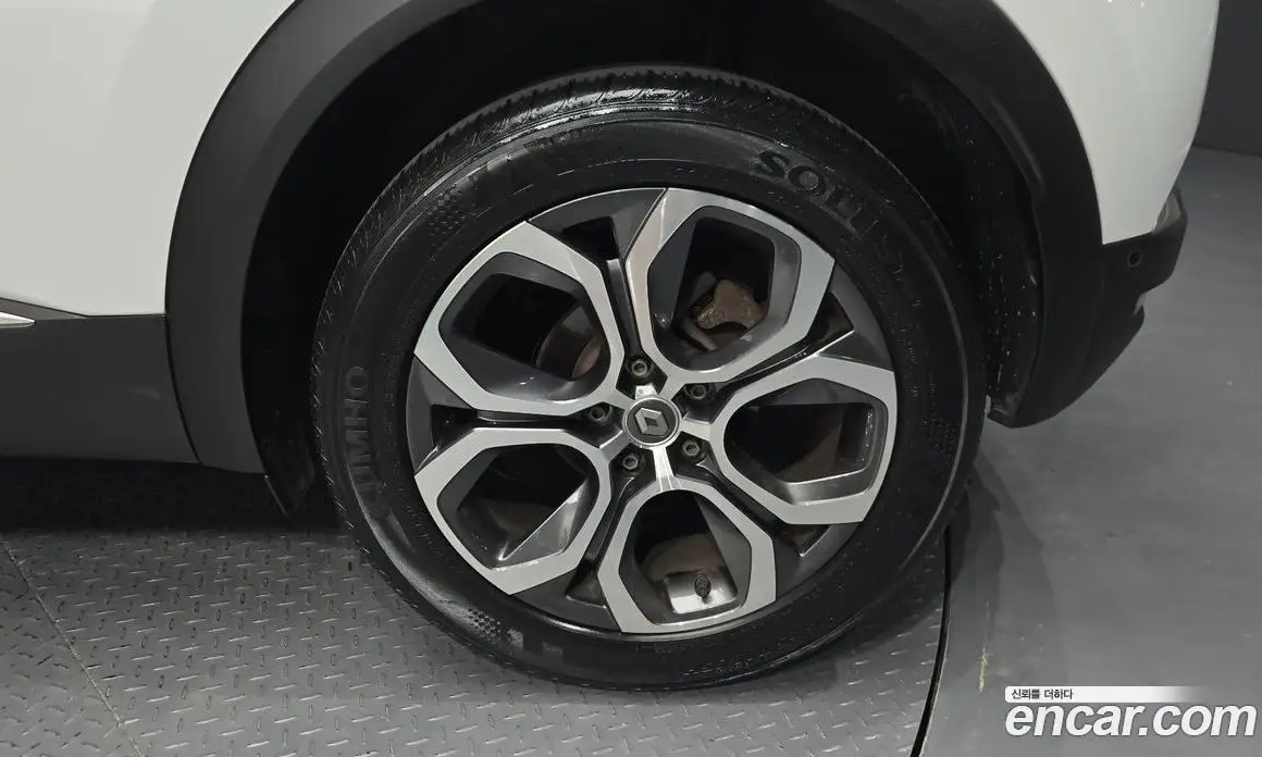 Renault (Samsung) Captur 2020 1.3 автомат (гидро), фото 6 Renault (Samsung) Captur 2020 1.3 автомат (гидро), фото 6