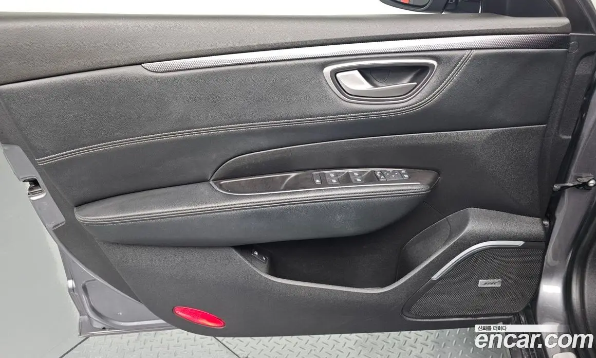 Renault (Samsung) SM6 2016 2.0 автомат (гидро), фото 13 Renault (Samsung) SM6 2016 2.0 автомат (гидро), фото 13