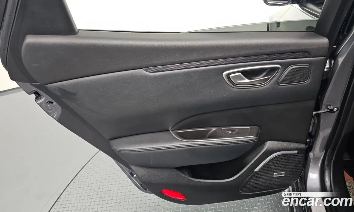 Renault (Samsung) SM6 2016 2.0 автомат (гидро), фото 14 Renault (Samsung) SM6 2016 2.0 автомат (гидро), фото 14