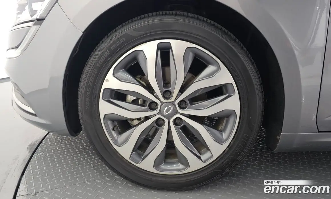 Renault (Samsung) SM6 2016 2.0 автомат (гидро), фото 4 Renault (Samsung) SM6 2016 2.0 автомат (гидро), фото 4
