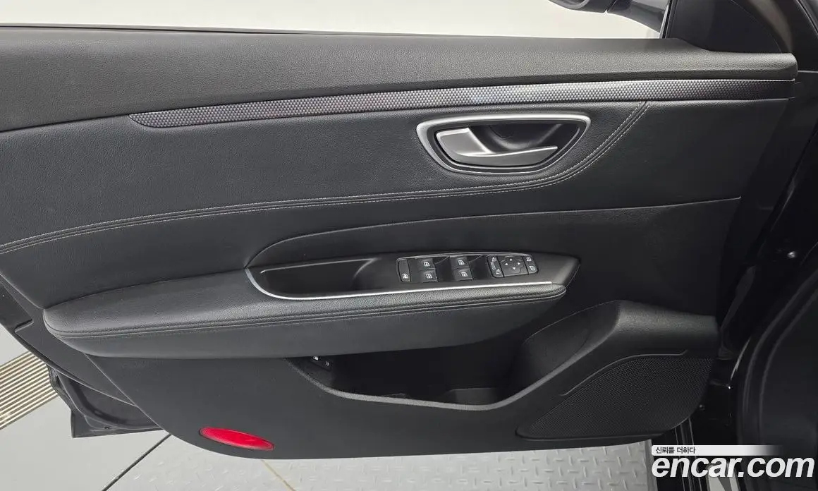 Renault (Samsung) SM6 2017 2.0 автомат (гидро), фото 14 Renault (Samsung) SM6 2017 2.0 автомат (гидро), фото 14