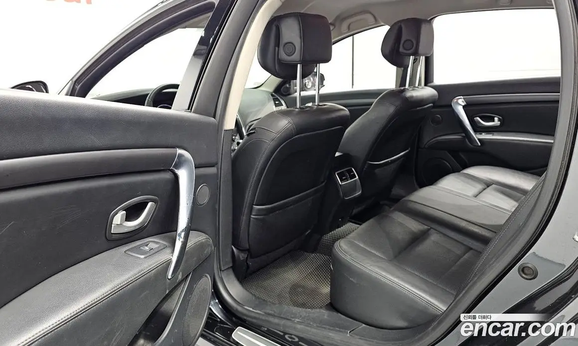 Renault (Samsung) SM7 2016 2.0 автомат (гидро), фото 16 Renault (Samsung) SM7 2016 2.0 автомат (гидро), фото 16