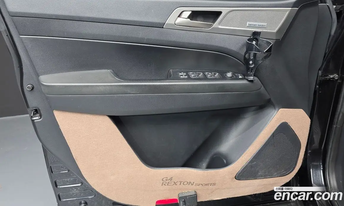 SsangYong Rexton 2018 2.2 автомат (гидро), фото 14