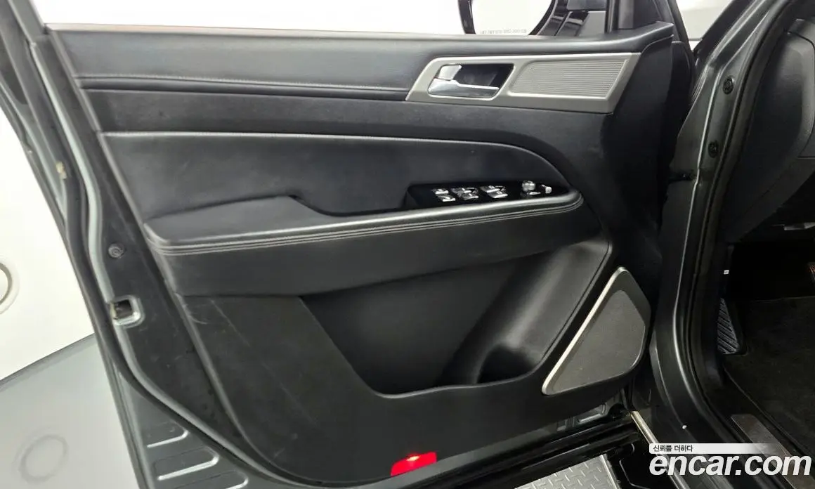 SsangYong Rexton 2019 2.2 автомат (гидро), фото 13 SsangYong Rexton 2019 2.2 автомат (гидро), фото 13