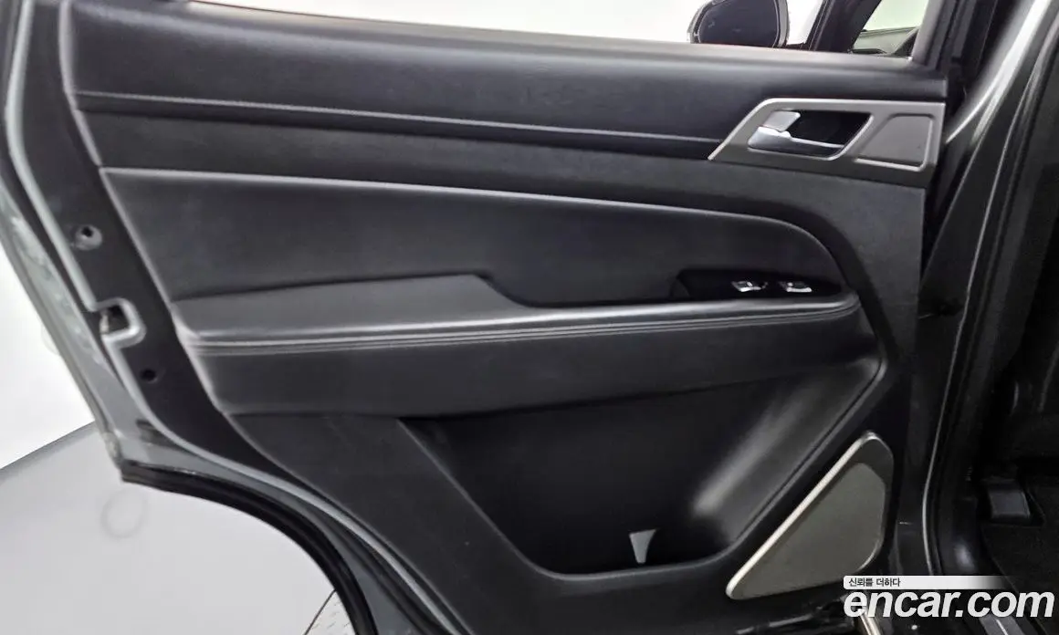 SsangYong Rexton 2019 2.2 автомат (гидро), фото 14 SsangYong Rexton 2019 2.2 автомат (гидро), фото 14
