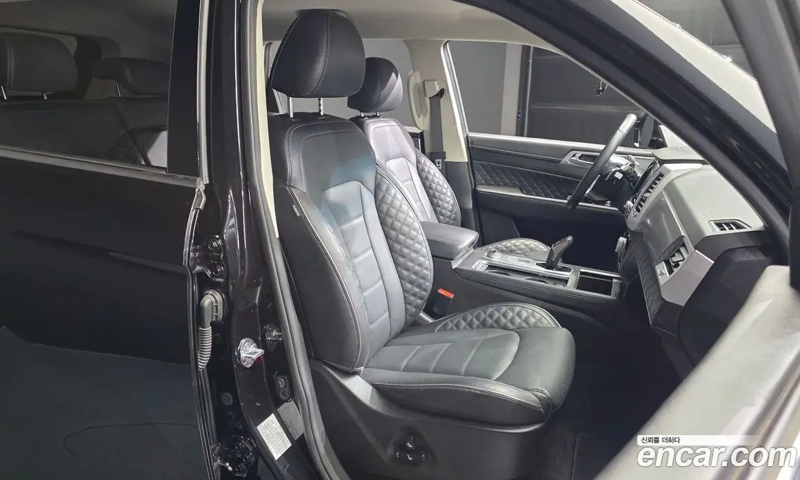 SsangYong Rexton 2023 2.2 автомат (гидро), фото 16