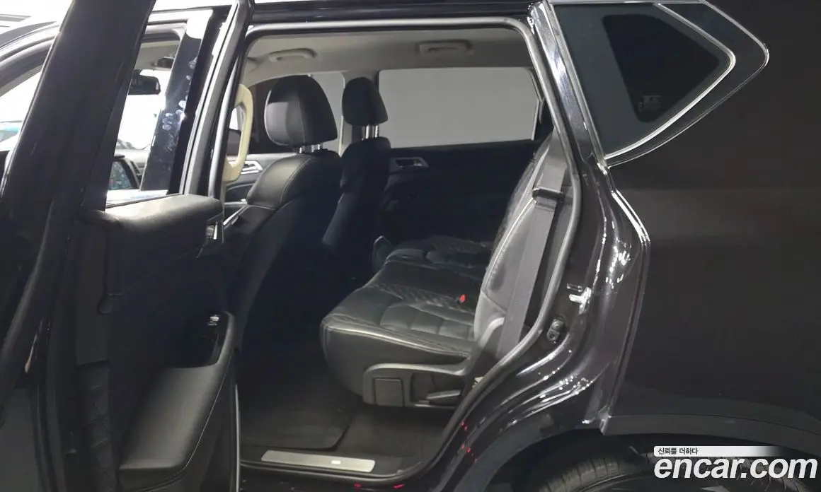SsangYong Rexton 2023 2.2 автомат (гидро), фото 17