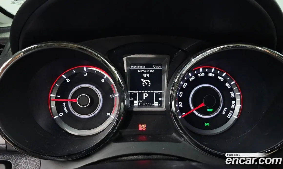 SsangYong TIBOLI 2015 1.6 автомат (гидро), фото 11