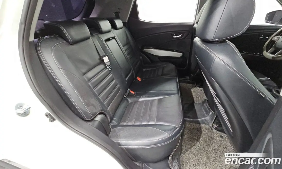 SsangYong TIBOLI 2015 1.6 автомат (гидро), фото 16