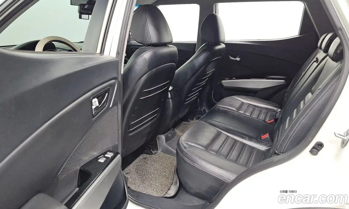SsangYong TIBOLI 2015 1.6 автомат (гидро), фото 18
