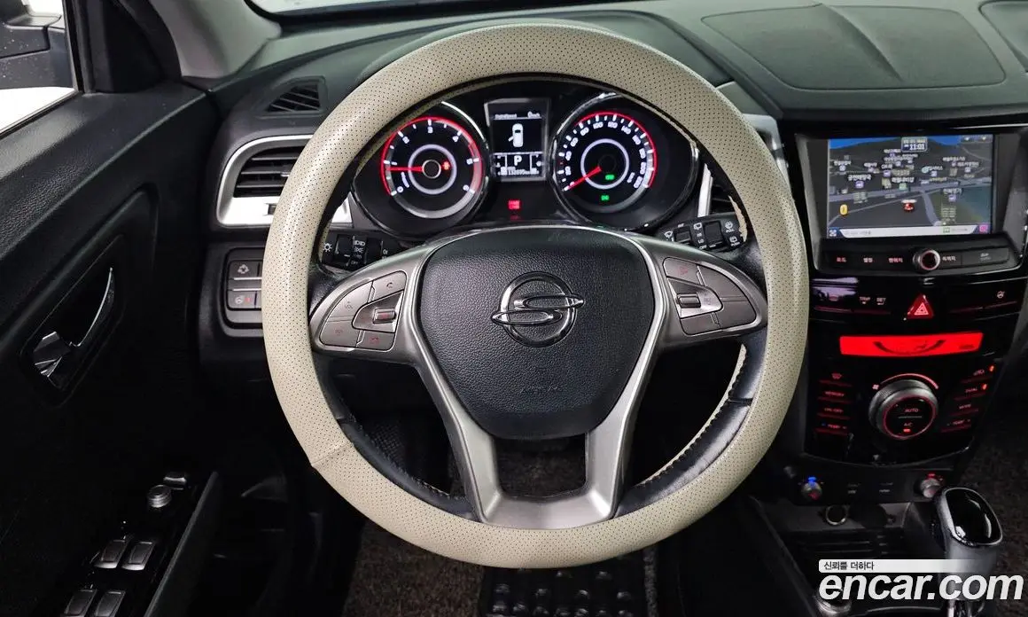 SsangYong TIBOLI 2015 1.6 автомат (гидро), фото 19