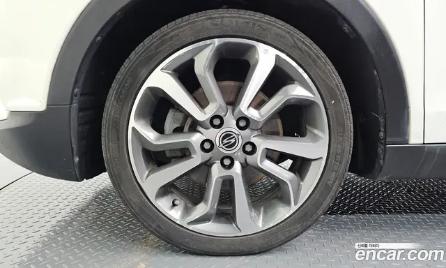SsangYong TIBOLI 2015 1.6 автомат (гидро), миниатюра 5