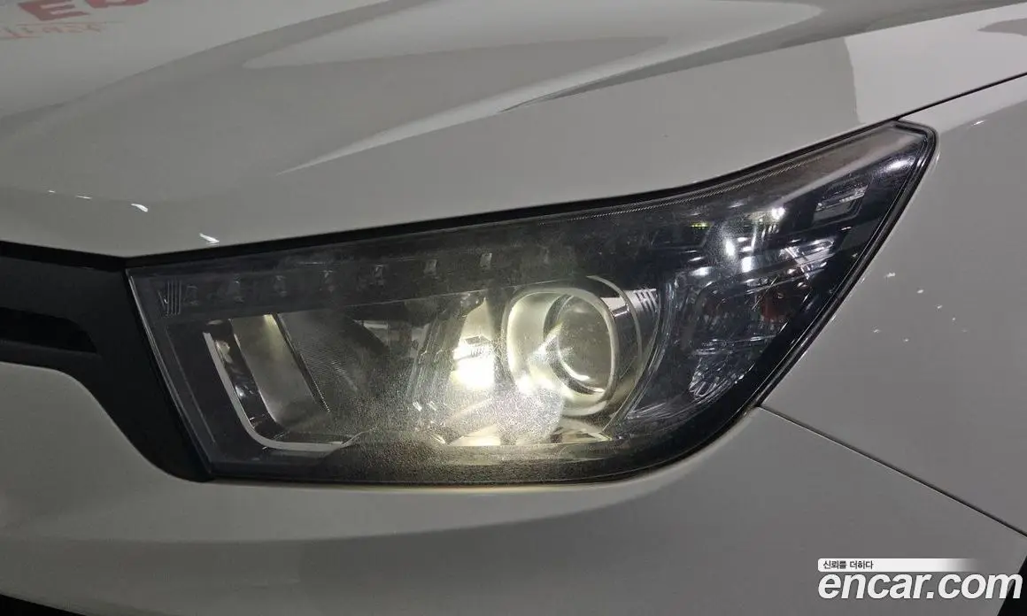 SsangYong TIBOLI 2015 1.6 автомат (гидро), фото 8
