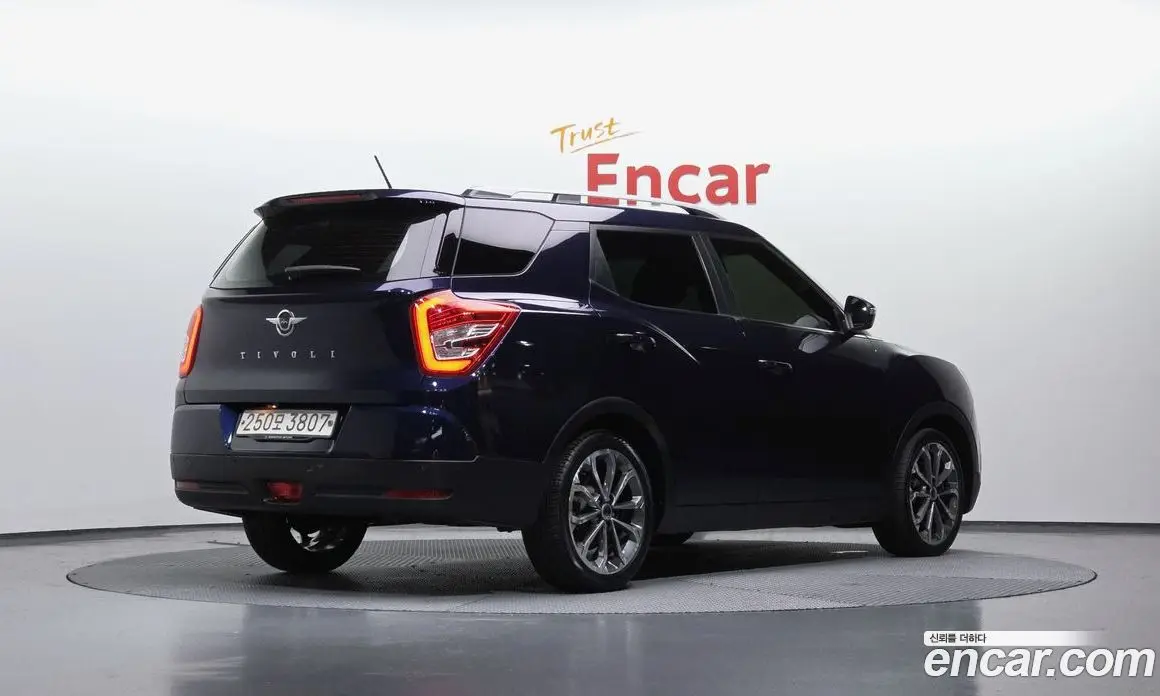 SsangYong TIBOLI 2016 1.6 автомат (гидро), фото 2 SsangYong TIBOLI 2016 1.6 автомат (гидро), фото 2