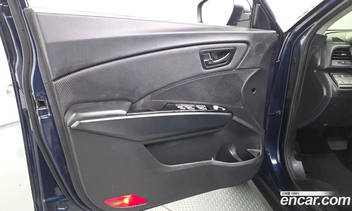 SsangYong TIBOLI 2016 1.6 автомат (гидро), фото 14 SsangYong TIBOLI 2016 1.6 автомат (гидро), фото 14