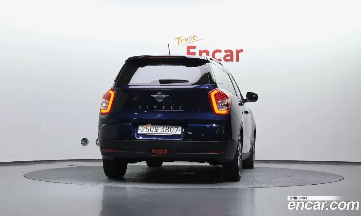 SsangYong TIBOLI 2016 1.6 автомат (гидро), фото 4 SsangYong TIBOLI 2016 1.6 автомат (гидро), фото 4