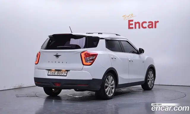 SsangYong TIBOLI 2017 1.6 автомат (гидро), миниатюра 2