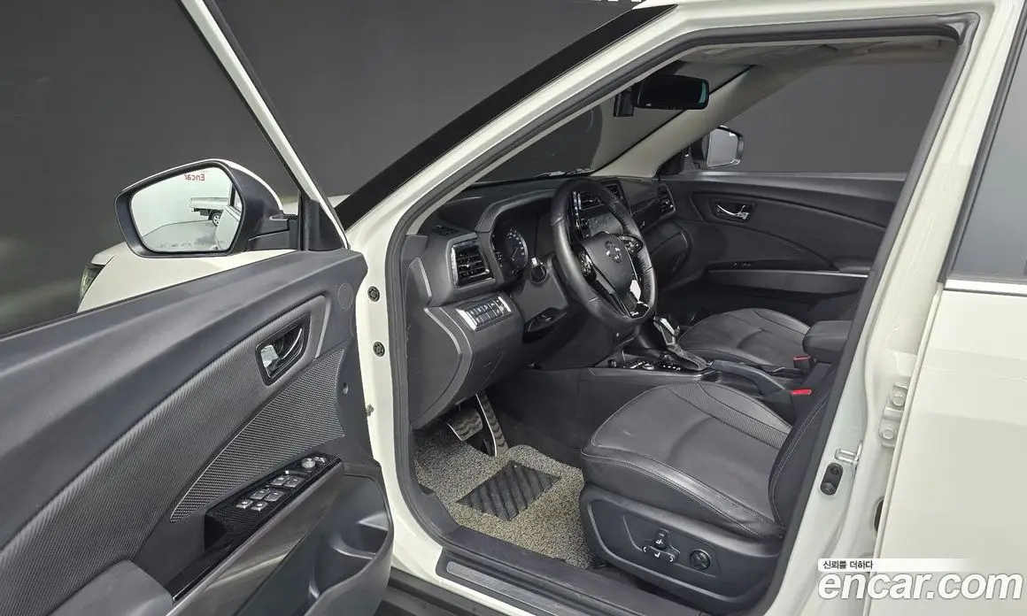 SsangYong TIBOLI 2020 1.5 автомат (гидро), фото 13