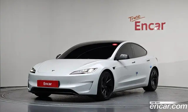 Tesla Model 3, 2024, 22 518 км