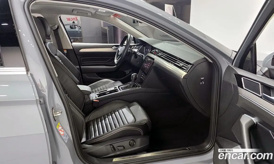 Volkswagen Passat 2022 2.0 автомат (гидро), фото 15
