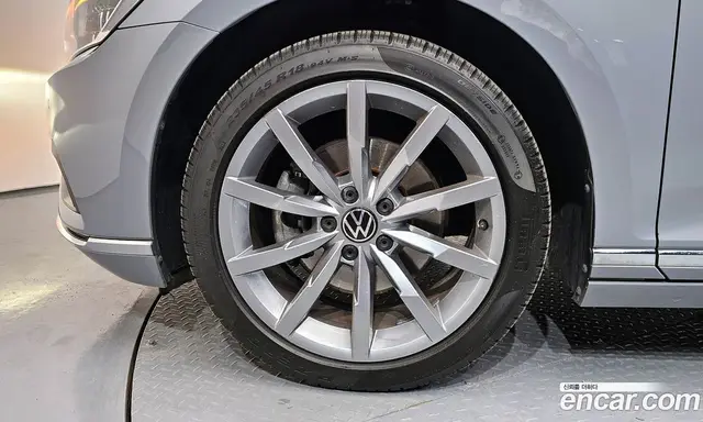Volkswagen Passat 2022 2.0 автомат (гидро), миниатюра 4