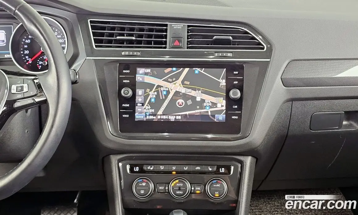 Volkswagen Tiguan 2019 2.0 автомат (гидро), фото 20