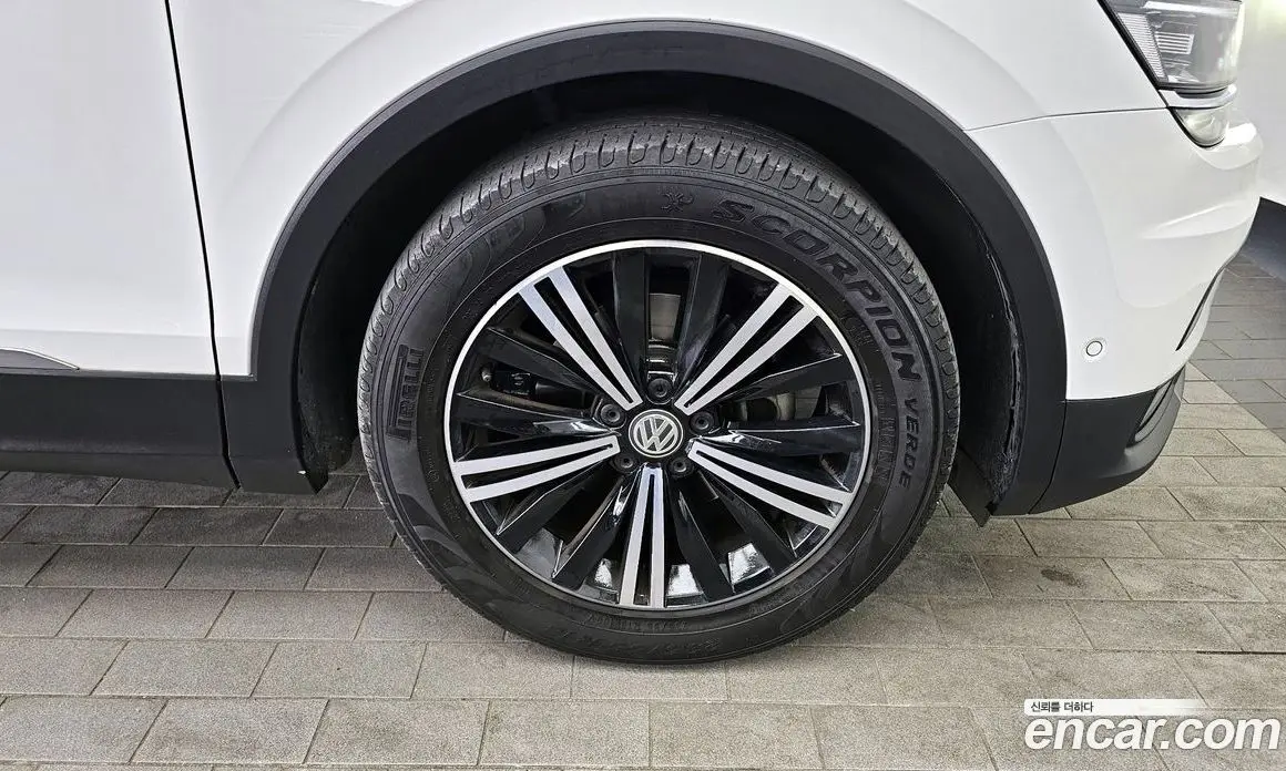 Volkswagen Tiguan 2019 2.0 автомат (гидро), фото 7