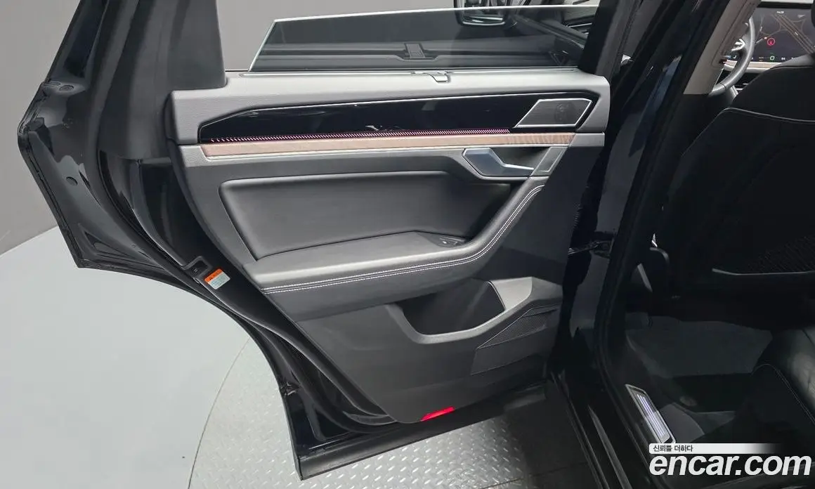 Volkswagen Touareg 2024 3.0 автомат (гидро), фото 15 Volkswagen Touareg 2024 3.0 автомат (гидро), фото 15